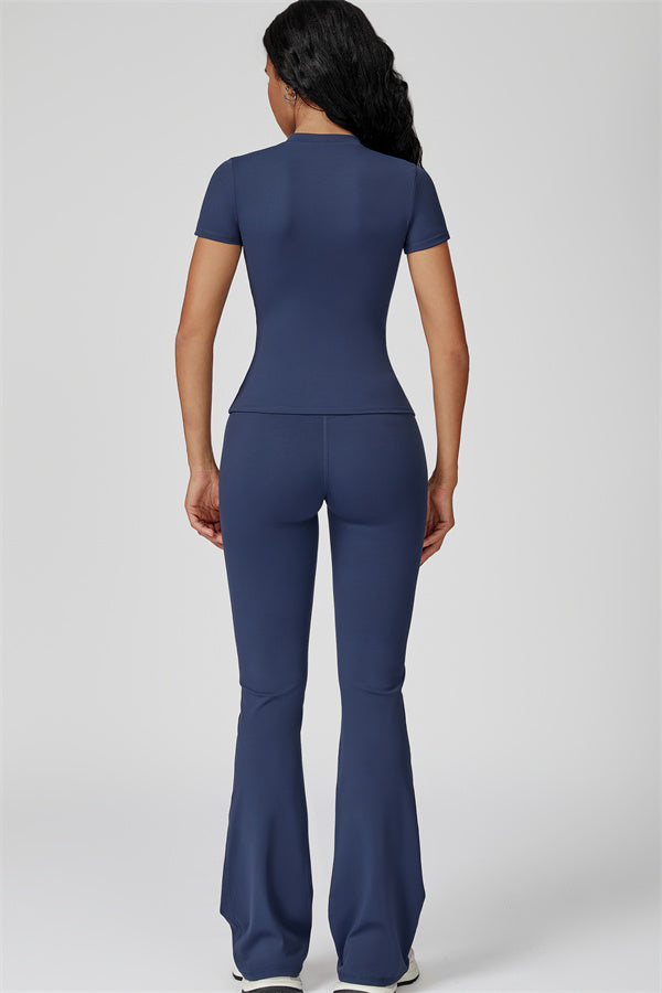The Oasis T-shirt Flared Leggings 2-Piece Set
