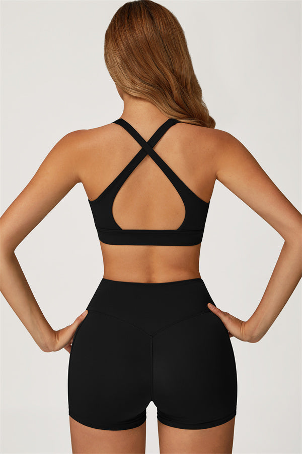 The Glacier Sports Bra Shorts 2-Piece Set Black