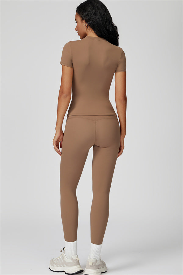 The Oasis T-shirt Leggings 2-Piece Set