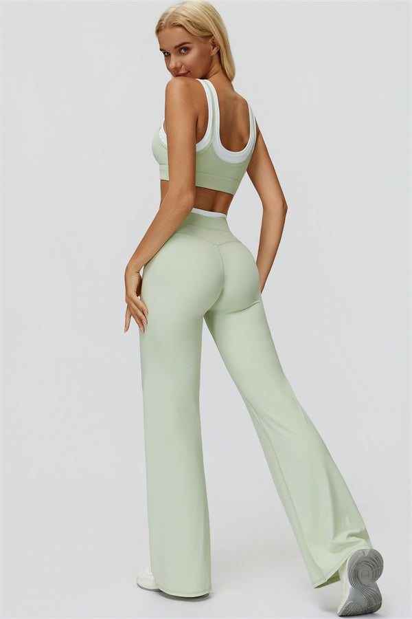 The Canyon Sports Bra Flared Leggings 2-Piece Set