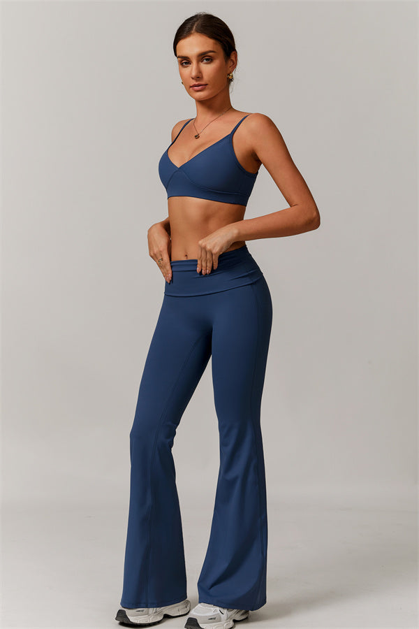 The Vigor Sports Bra Flared Leggings 2-Piece Set