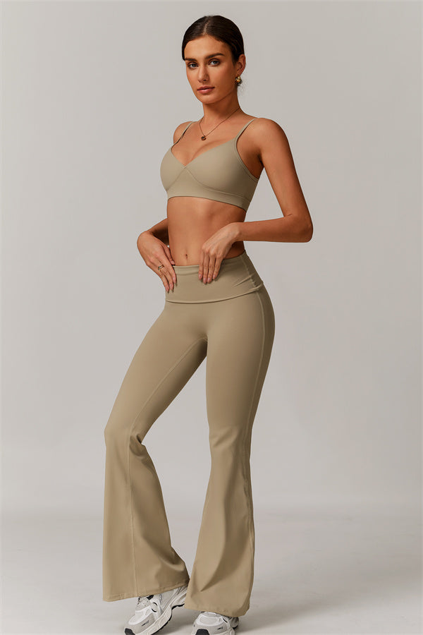 The Vigor Sports Bra Flared Leggings 2-Piece Set
