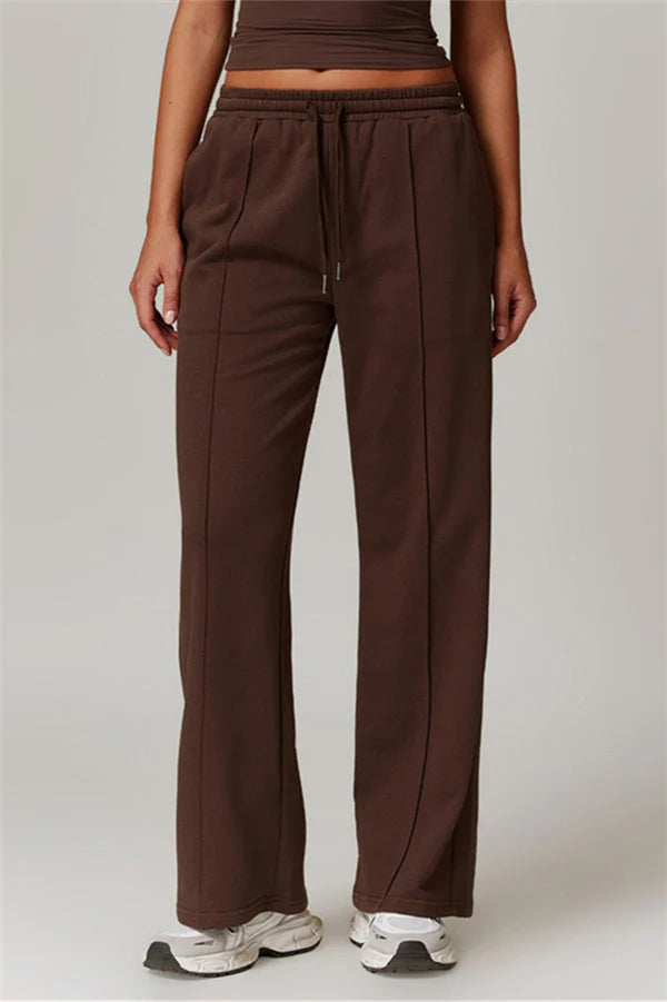 The Motion Crop Top Sweatpants 2-Piece Set