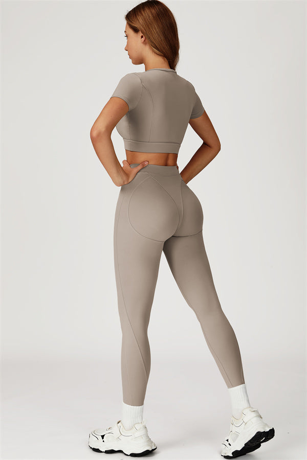 The Conquer T-shirt Leggings 2-Piece Set