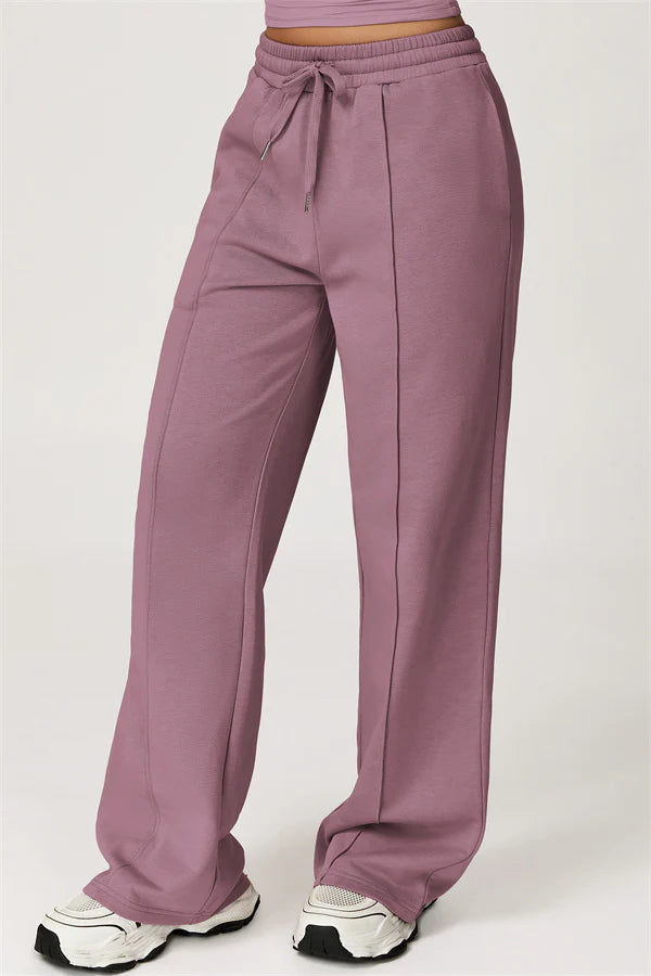 The Motion Crop Top Sweatpants 2-Piece Set