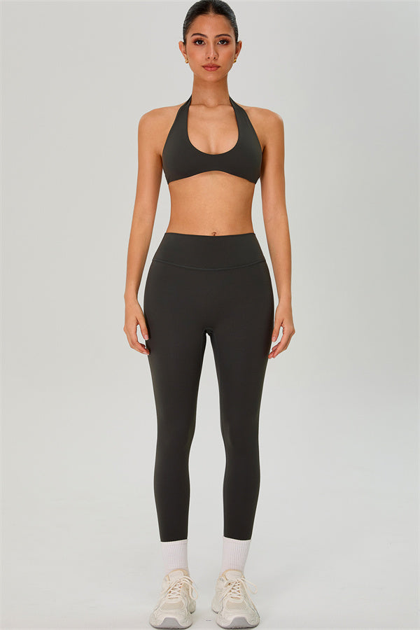 The Solid Sports Bra Leggings 2-Piece Set