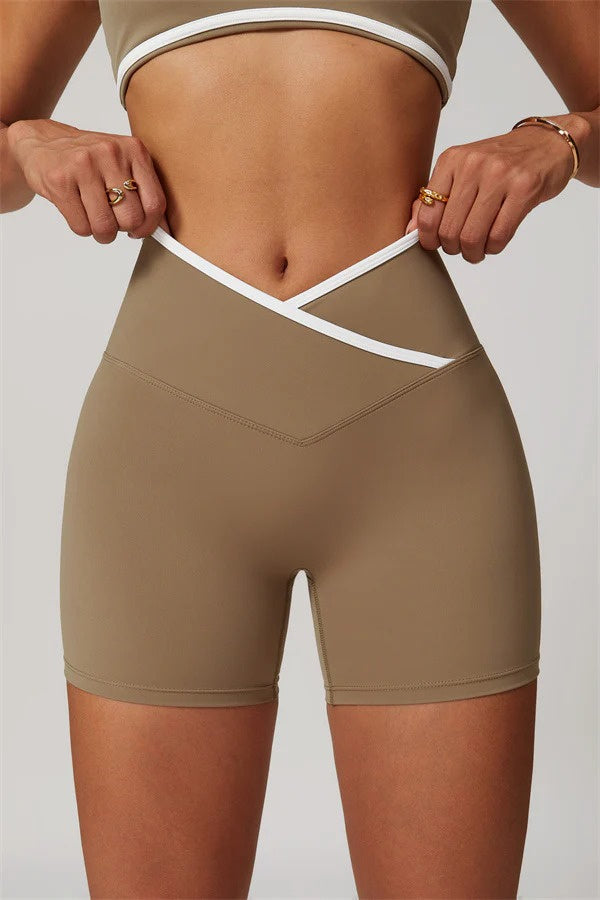 The Stamina Sports Bra Shorts 2-Piece Set