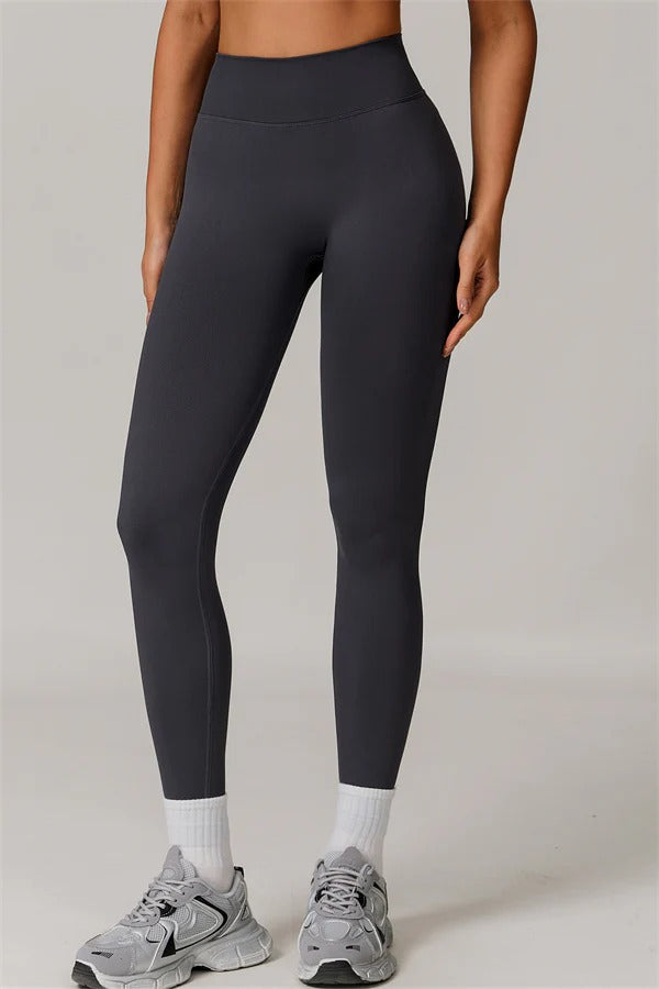 The Nova Luxe Sports Bra Leggings 2-Piece Set