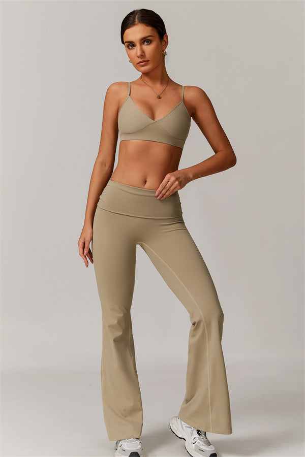 The Vigor Sports Bra Flared Leggings 2-Piece Set