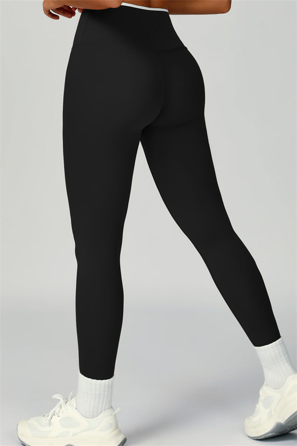 The Quest Sports Bra Leggings 2-Piece Set