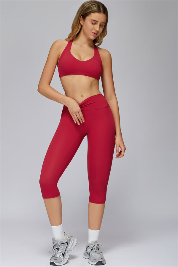 The FlexCore Sports Bra Capri Leggings 2-Piece Set