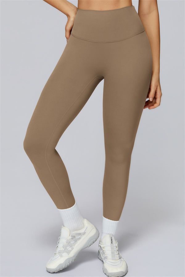 The Elle Form Sports Bra Leggings 2-Piece Set