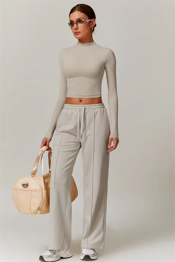 The Motion Crop Top Sweatpants 2-Piece Set