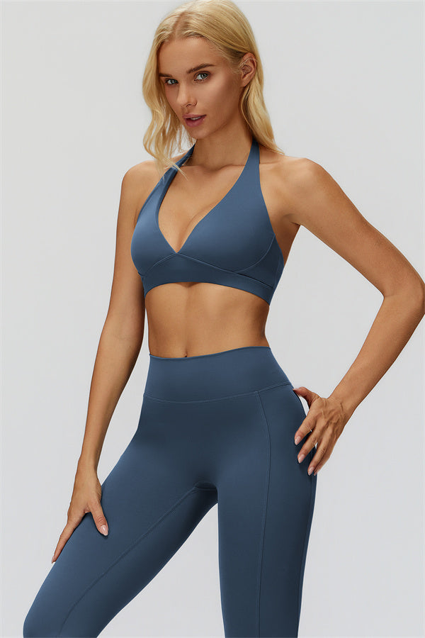 The Fyra Sports Bra Flared Leggings 2-Piece Set