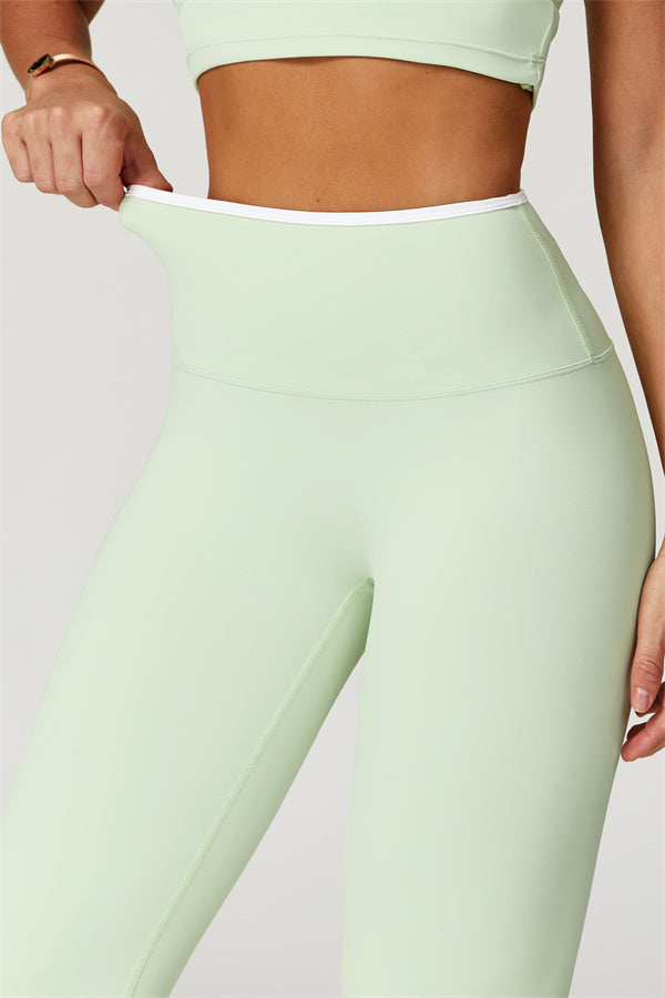 The Quest Cross Back Crop Top Leggings 2-Piece Set