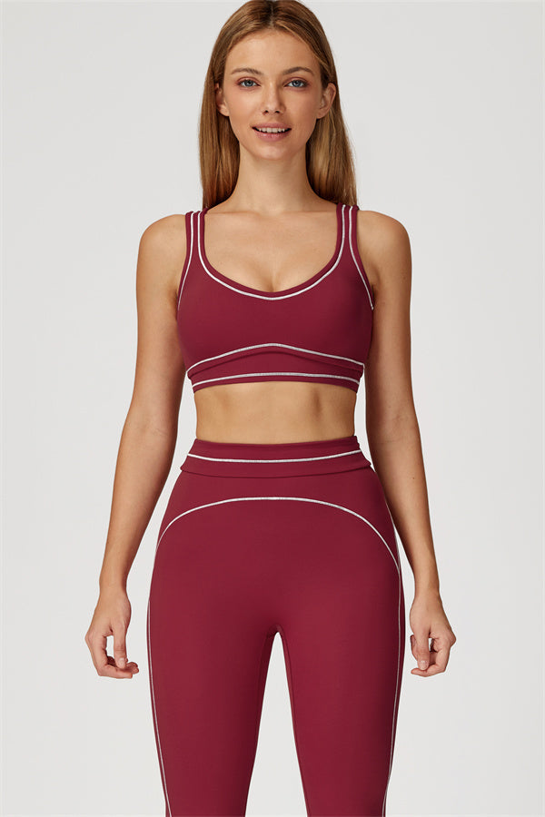The Amara Sports Bra Leggings 2-Piece Set Burgundy