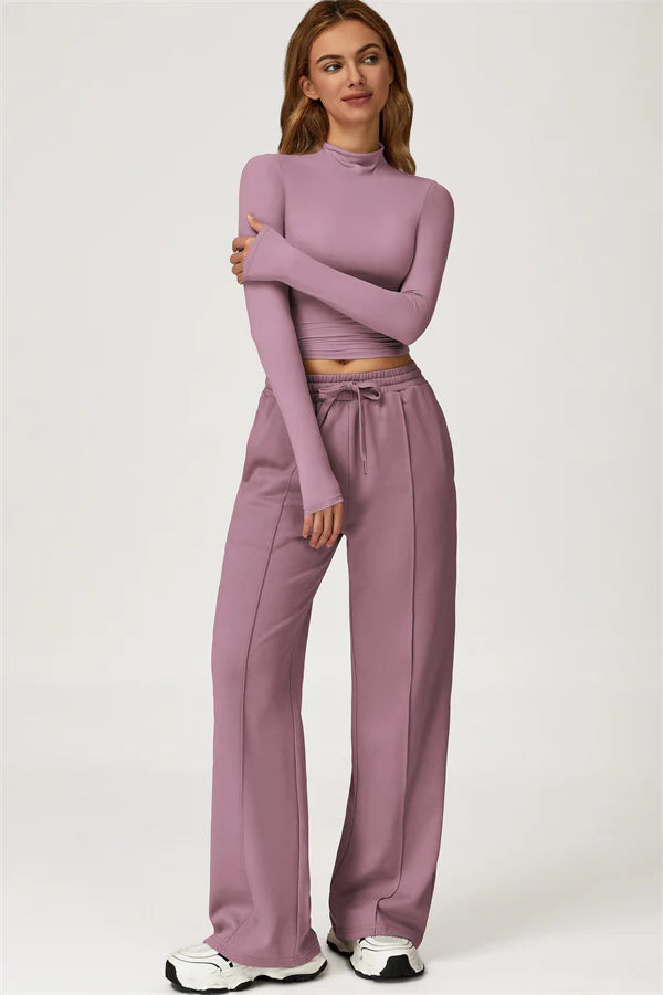 The Motion Crop Top Sweatpants 2-Piece Set