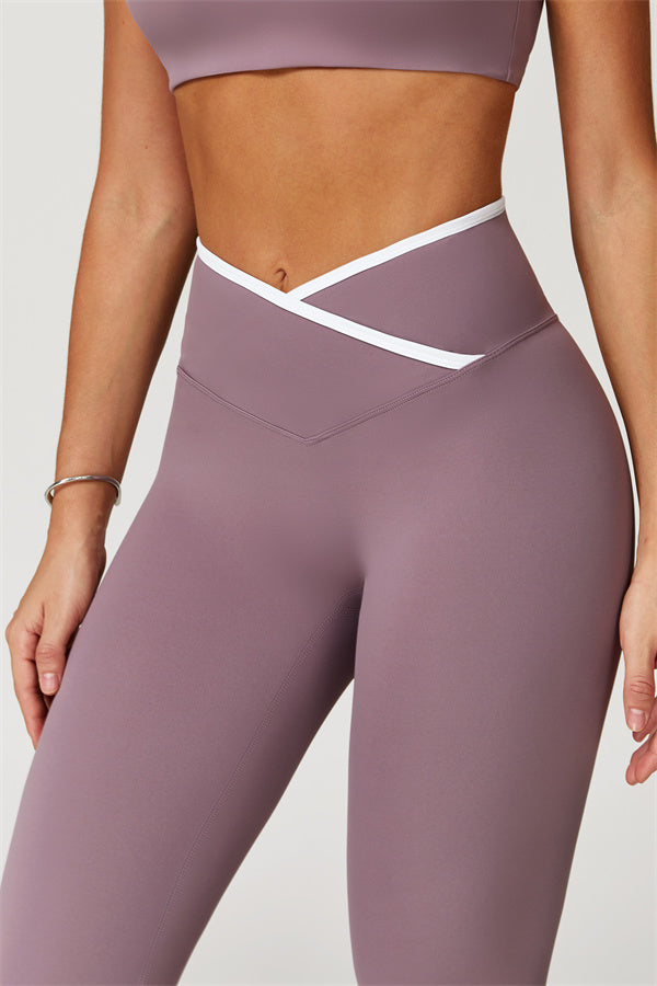 The Aiko Sports Bra Flared Leggings 2-Piece Set