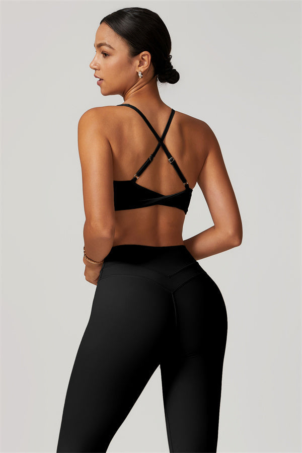 The Enigma Sports Bra Leggings 2-Piece Set Black