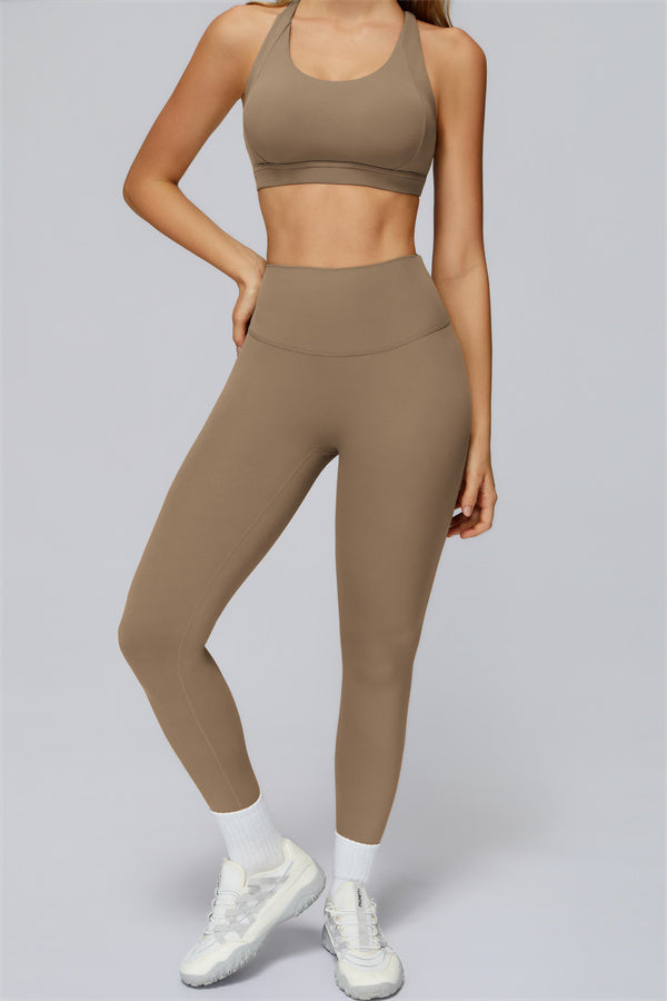 The Elle Form Sports Bra Leggings 2-Piece Set