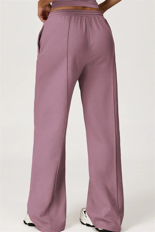 The Motion Crop Top Sweatpants 2-Piece Set