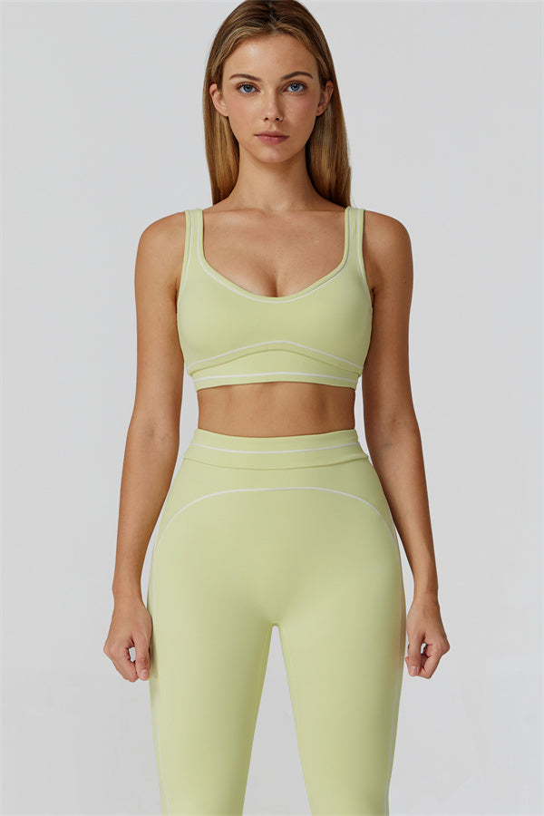 The Amara Sports Bra Leggings 2-Piece Set Caper