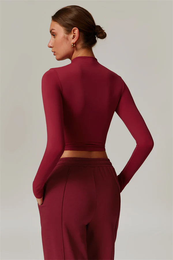 The Motion Crop Top Sweatpants 2-Piece Set