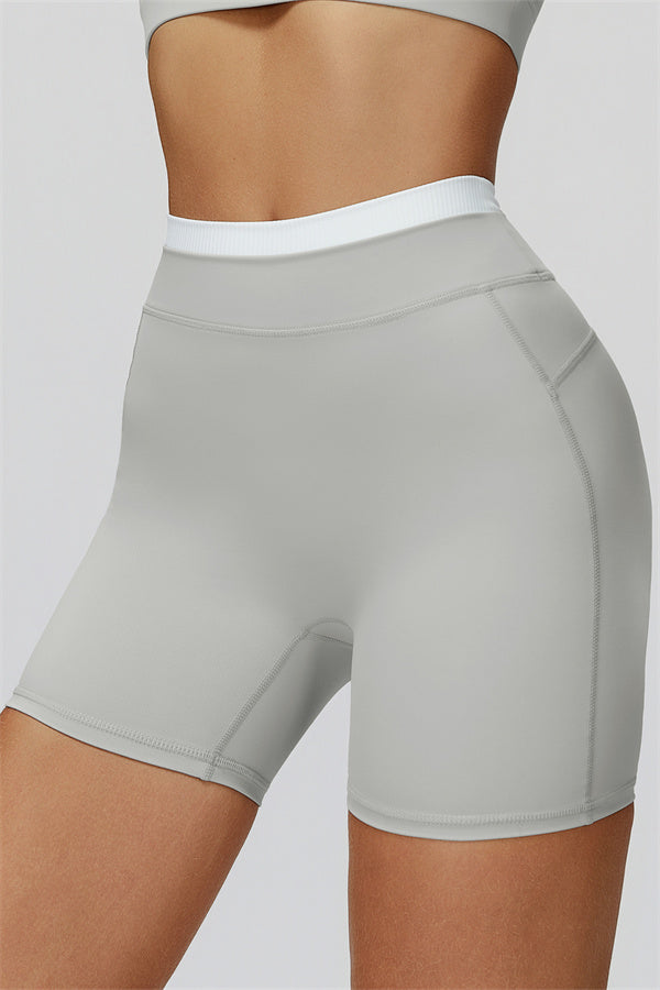 The Canyon Sports Bra Shorts 2-Piece Set