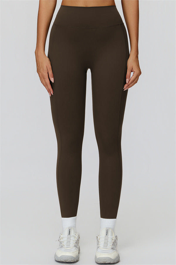 The Fyra Crop Tank Leggings 2-Piece Set