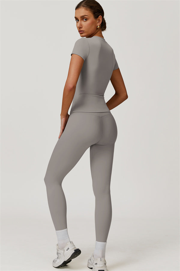 The Oasis T-shirt Leggings 2-Piece Set