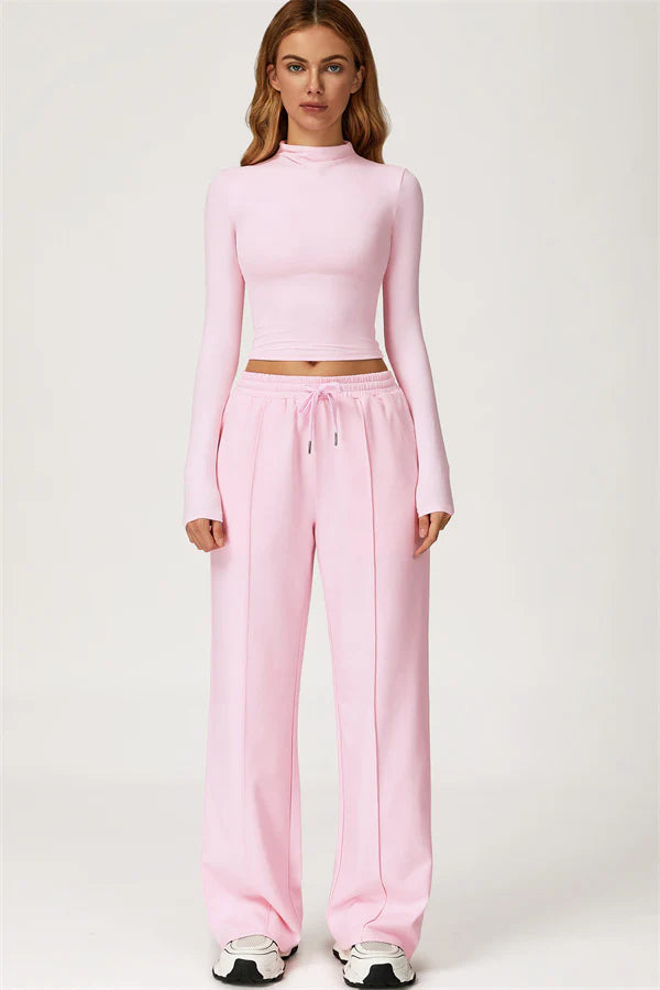 The Motion Crop Top Sweatpants 2-Piece Set