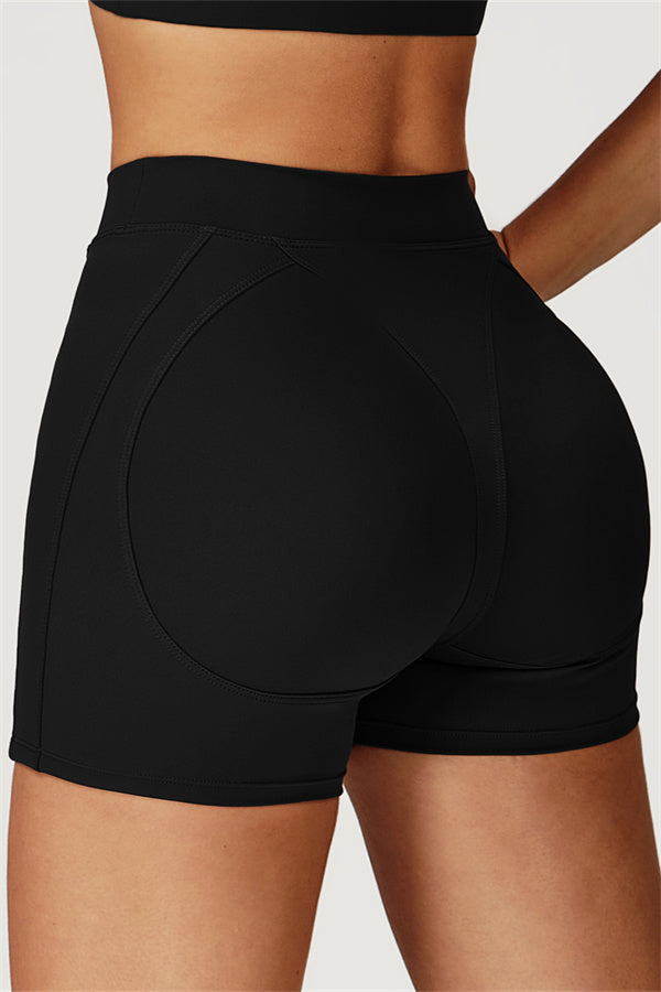 The Conquer Shorts Black