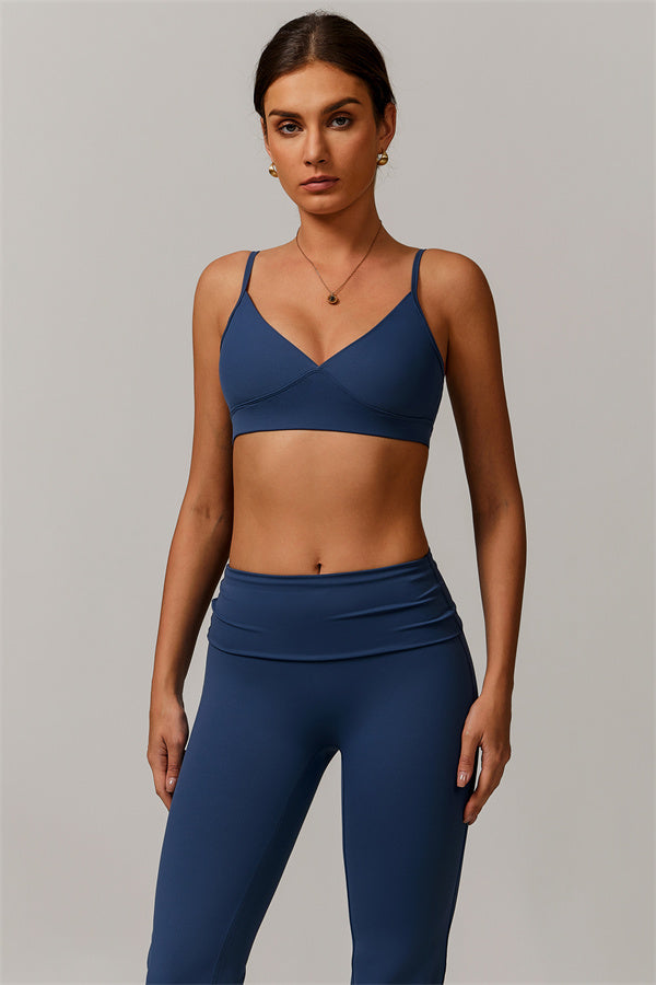The Vigor Sports Bra Flared Leggings 2-Piece Set Cobalt