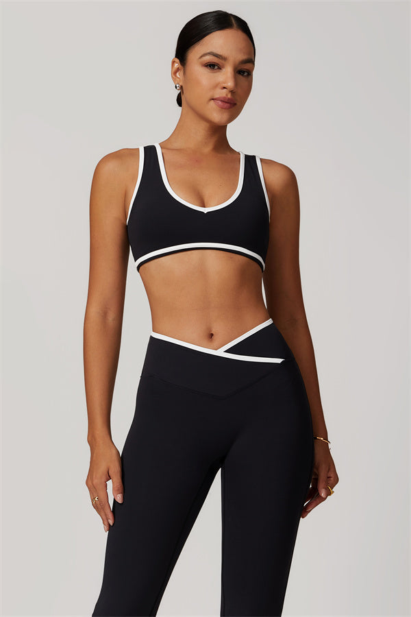 The Stamina Sports Bra Flared Leggings 2-Piece Set Black