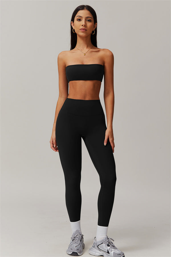 The Essence Sports Bra Leggings 2-Piece Set Black