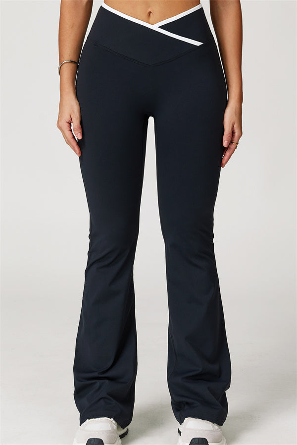 The Aiko Sports Bra Flared Leggings 2-Piece Set
