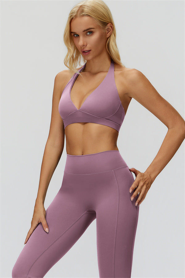 The Fyra Sports Bra Flared Leggings 2-Piece Set