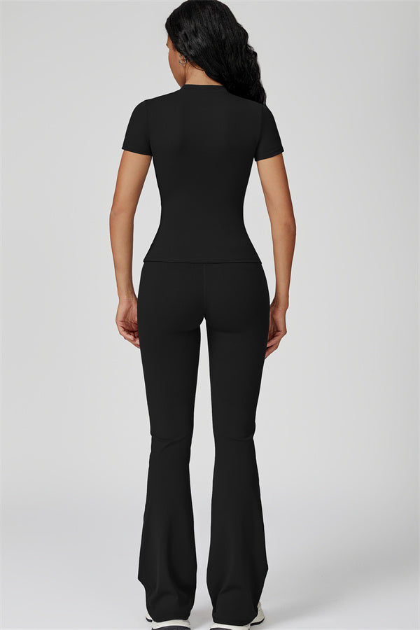 The Oasis T-shirt Flared Leggings 2-Piece Set