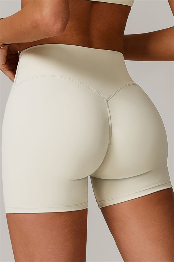 The Delicate Shorts Almond