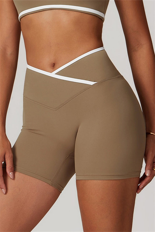 The Aiko Fit Shorts Muesli