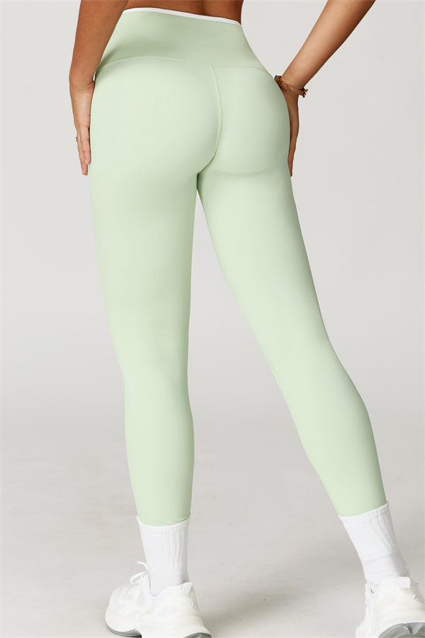 The Quest Cross Back Crop Top Leggings 2-Piece Set