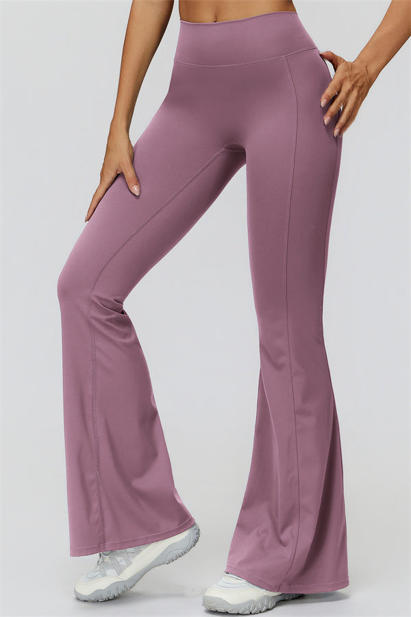 The Fyra Sports Bra Flared Leggings 2-Piece Set