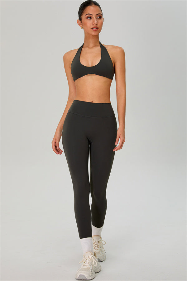 The Solid Sports Bra Leggings 2-Piece Set
