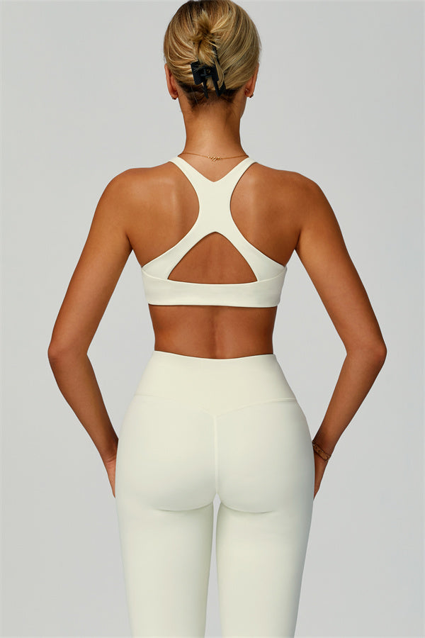The Thrive Sports Bra Leggings 2-Piece Set Almond