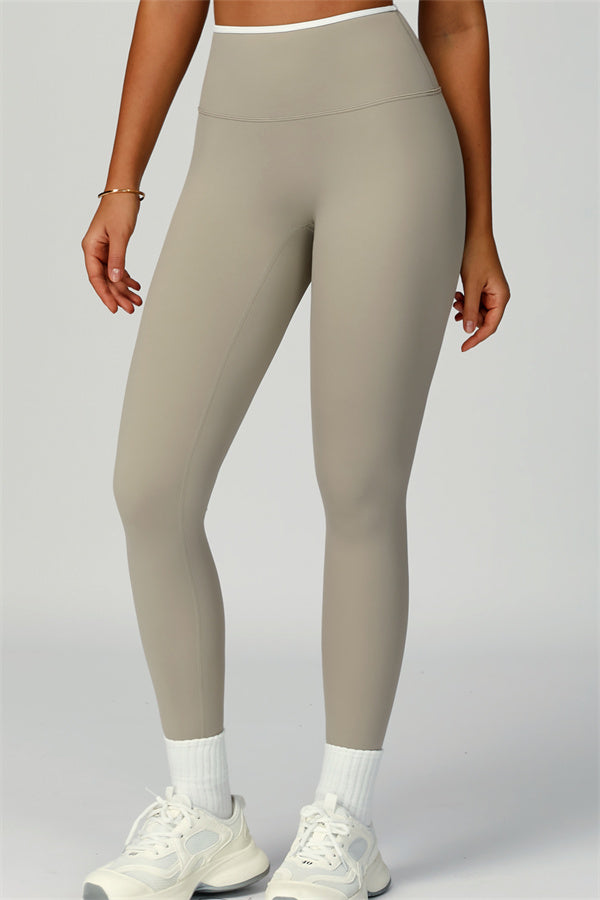 The Quest Sports Bra Leggings 2-Piece Set