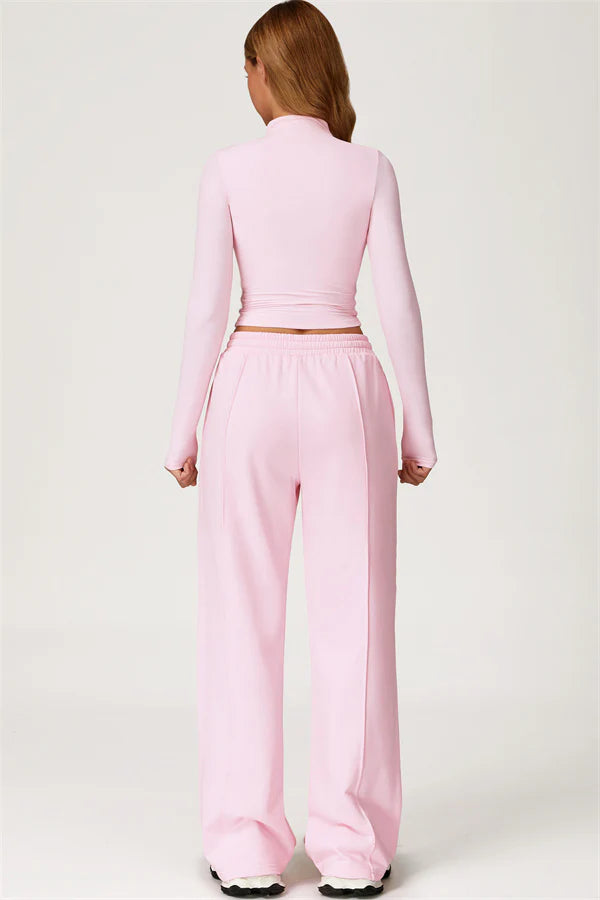 The Motion Crop Top Sweatpants 2-Piece Set