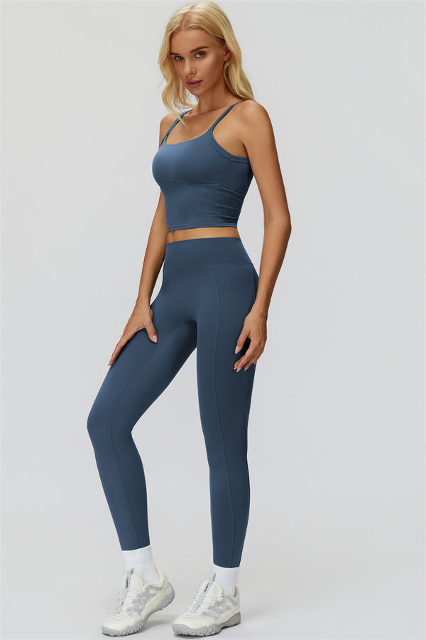 The Fyra Crop Tank