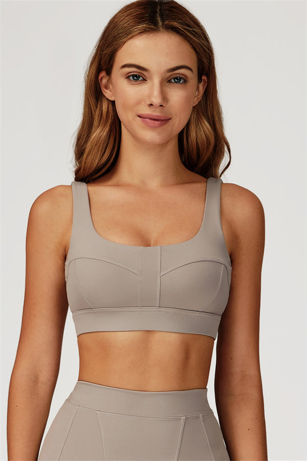 The Conquer Sports Bra Soft Amber