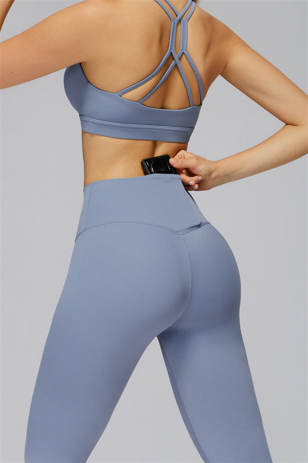 The Elle Form Sports Bra Leggings 2-Piece Set
