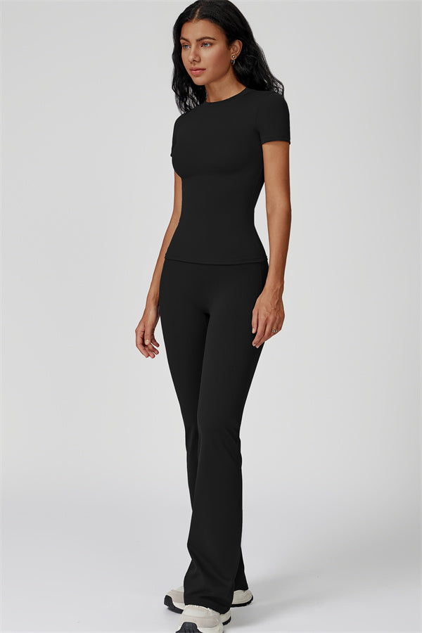 The Oasis T-shirt Flared Leggings 2-Piece Set